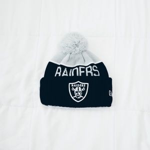 New Era Raiders Beanie